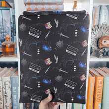 Load image into Gallery viewer, Court of the Night